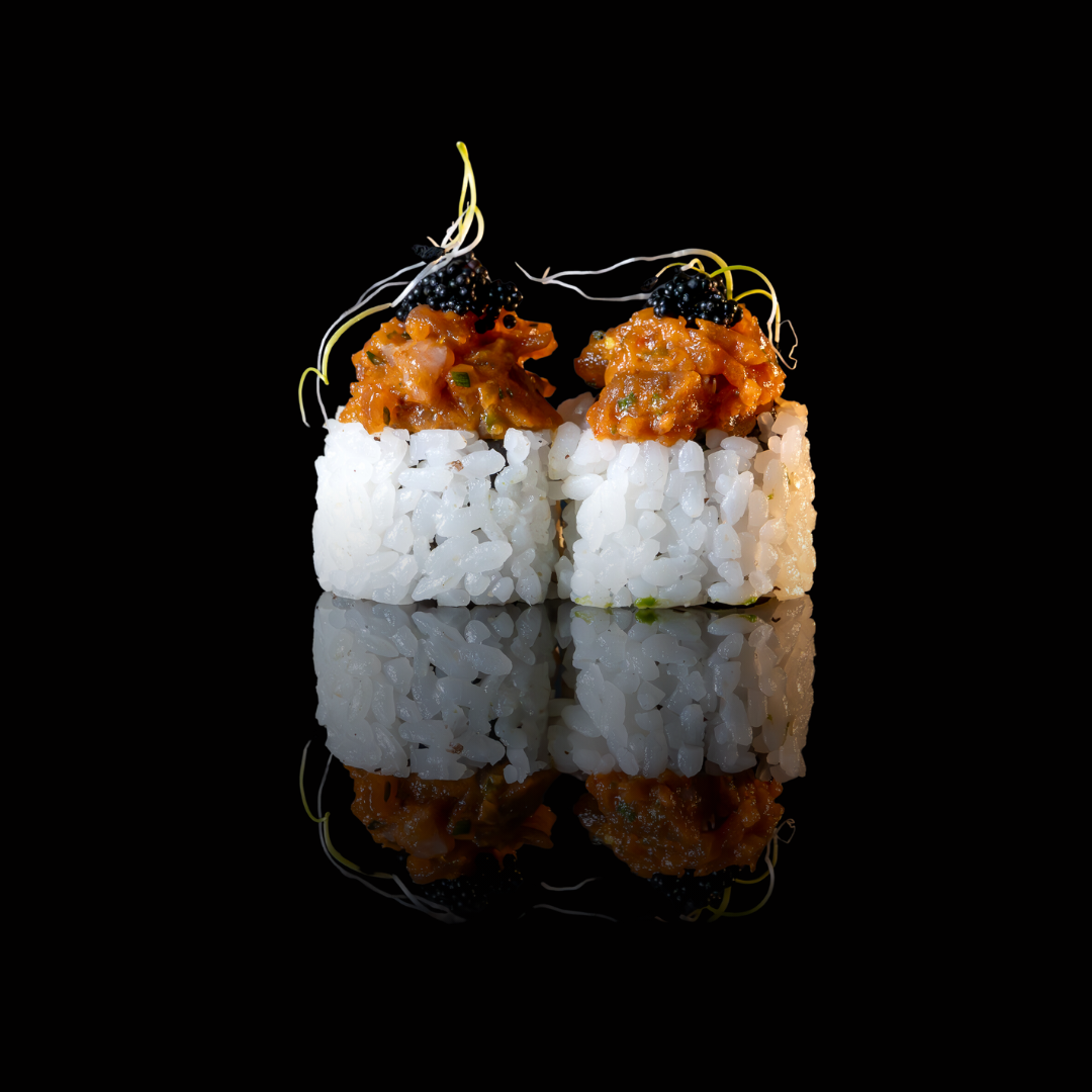 23.Uramaki Spicy Tuna